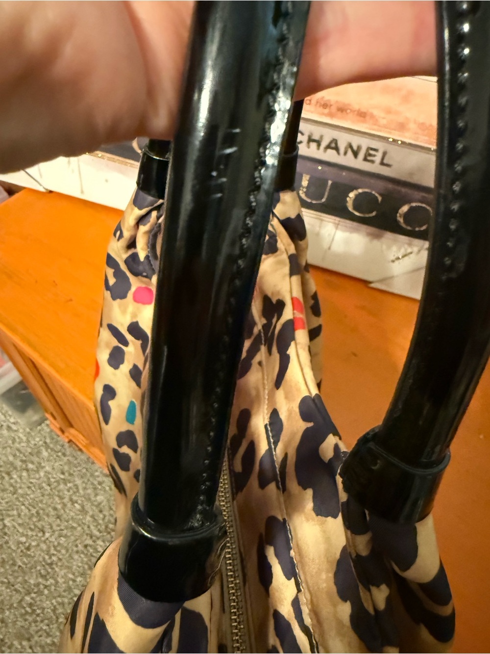 Kate Spade Stevie Pop Art Leopard Satchel EUC - Picture 13 of 13